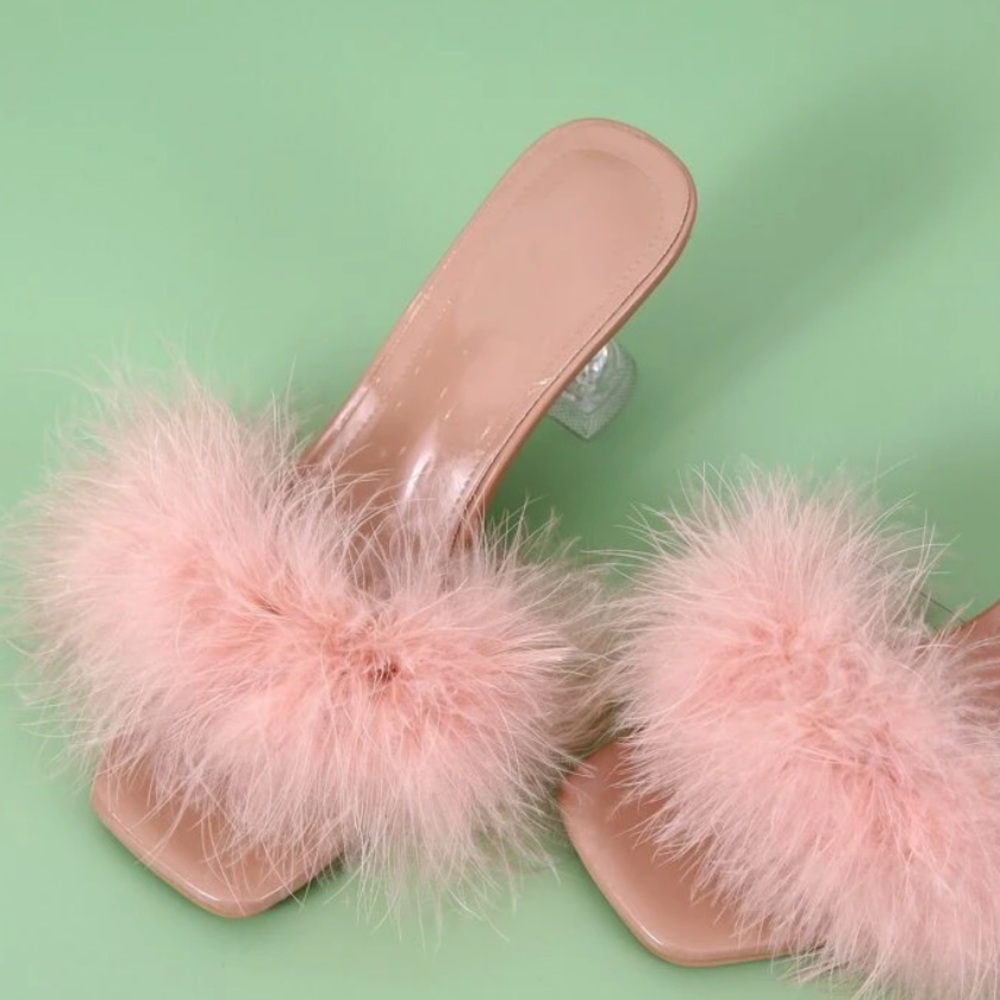 NEW never worn Pink feathered barbie sandals heels comfortable - Picture 4 of 5